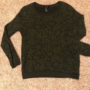 Great layer long sleeve floral top